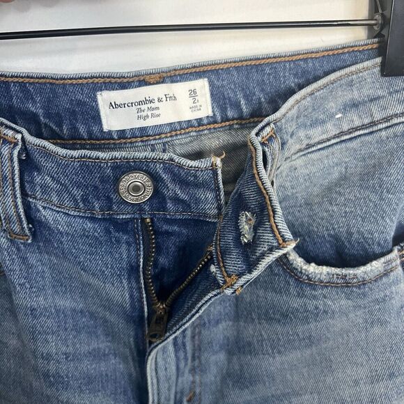 Abercrombie & Fitch The Mom High Rise Jeans 26|2R - Picture 4 of 5